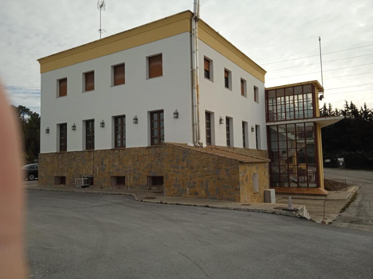 Apartamentos Refugio Del Viajero Parauta Exterior foto